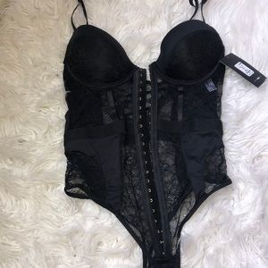 Fashion Nova  bodysuit